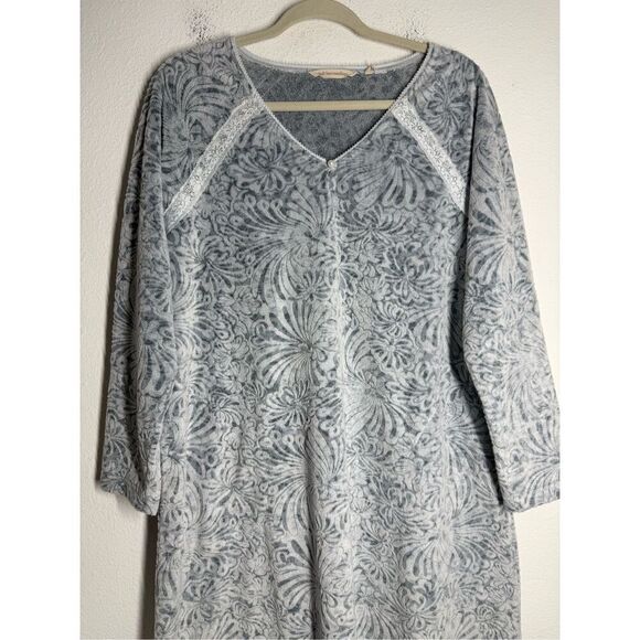 Soft Surroundings Floral Chenille House/Sleep Dress Size M Maxi Length Pockets - Picture 3 of 16